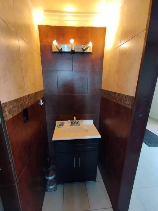 Departamento Entero 2 Recamaras Tijuana Apartment Bagian luar foto
